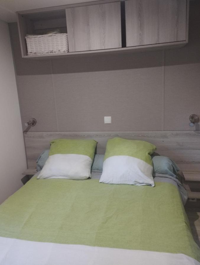 Mobil-Home Tout Confort A 300M De L'Ocean Saint-Brévin-les-Pins Exteriör bild