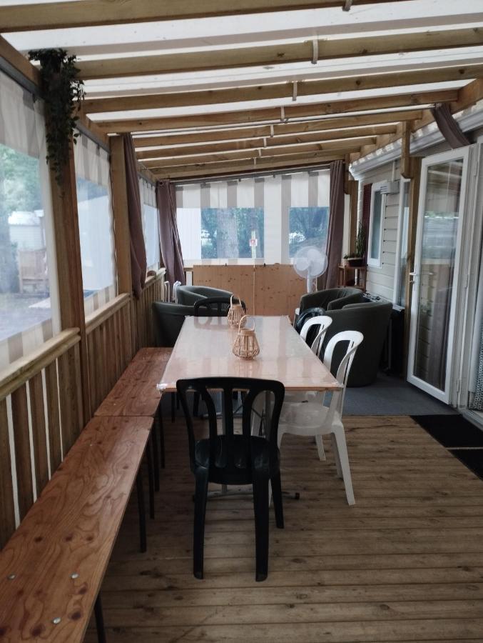 Mobil-Home Tout Confort A 300M De L'Ocean Saint-Brévin-les-Pins Exteriör bild